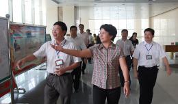 市委书记肖莺子莅临我院检查指导